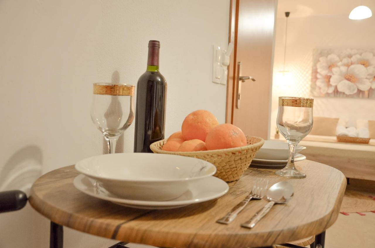 Vel Boutique Suites 아기아갈리니 외부 사진